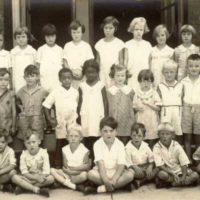 Halsey School class photo