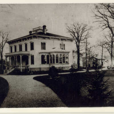 Devillo R. Holt home "The Homestead"