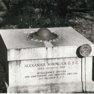 Lake Forest Cemetery