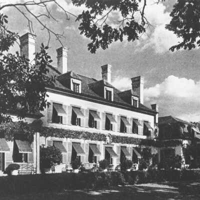 1352 Estate Lane