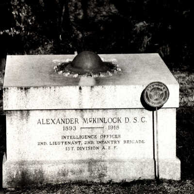 Lake Forest Cemetery