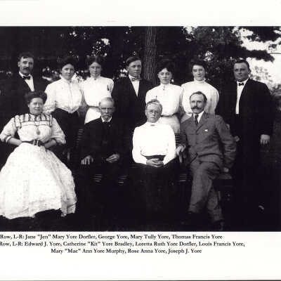 Copyright: Lake Forest-Lake Bluff Historical Society