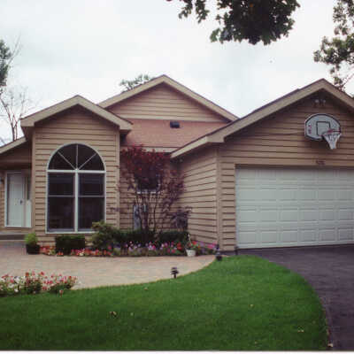 320 Waukegan, Lake Bluff