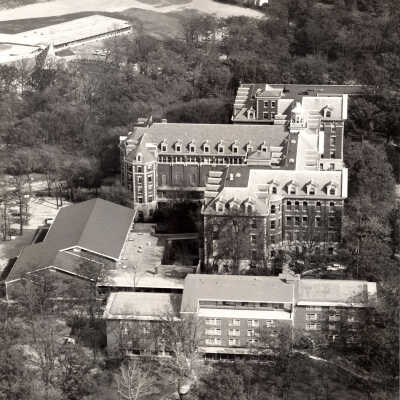 Barat College: aerial view