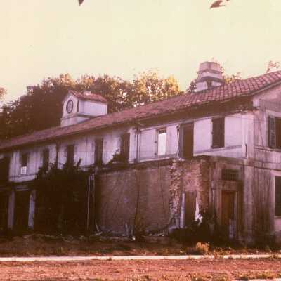 595 Circle Ln.