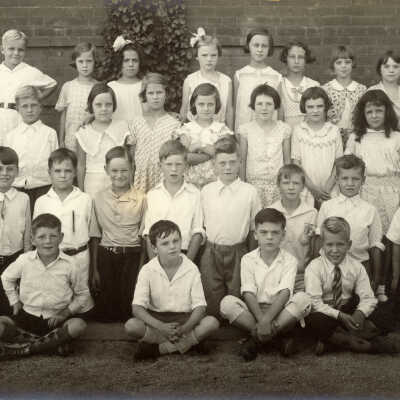Halsey School class photo