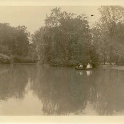 Canoeing on Farwell Pond