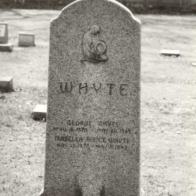 Lake Forest Cemetery