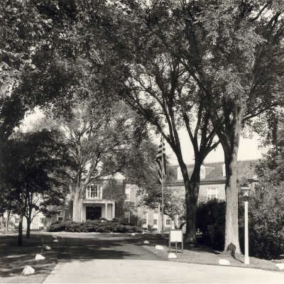 Lake Forest Hospital