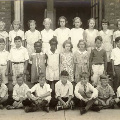 Halsey School class photo