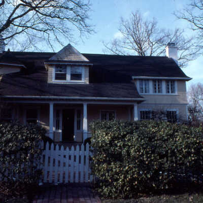 210 Vine