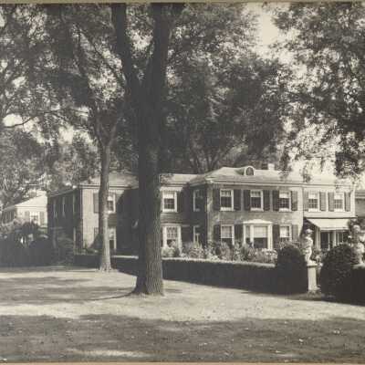 Copyright: Lake Forest-Lake Bluff Historical Society