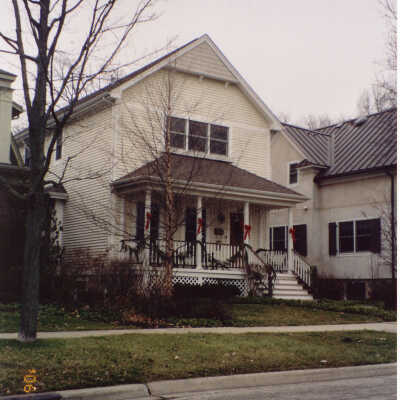 766 Oakwood, Lake Forest