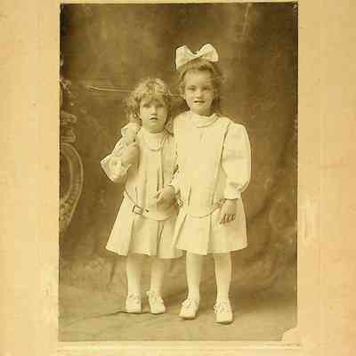 Unidentified photo