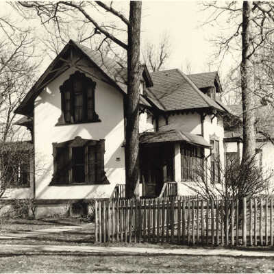 500 East North Avenue