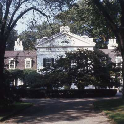 612 East Woodland Road