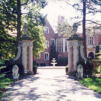 405 North Mayflower Road