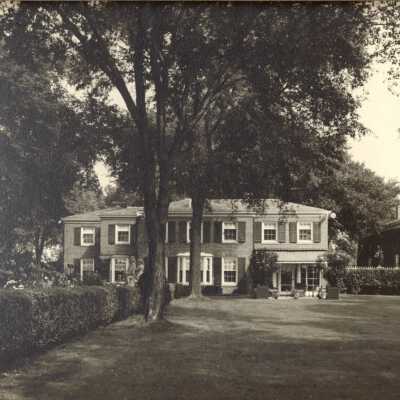 Copyright: Lake Forest-Lake Bluff Historical Society