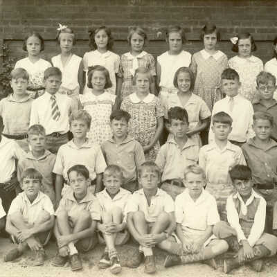 Halsey School class photo