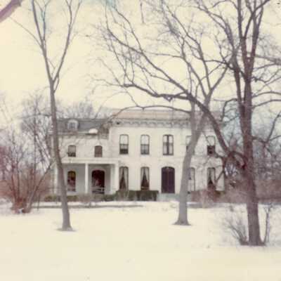 404 E Deerpath Rd.