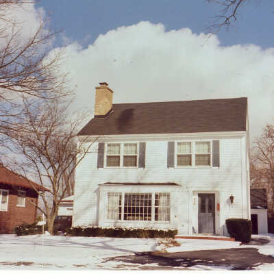 805 Summit Avenue, Lake Forest