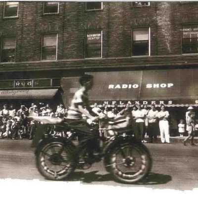 Lake Forest Day parade 1944