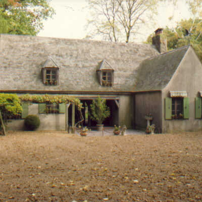 Howard and Lucy Linn Residence