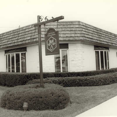 Lake Forest National Bank