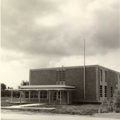 Lake Bluff-Knollwood West Elementary School