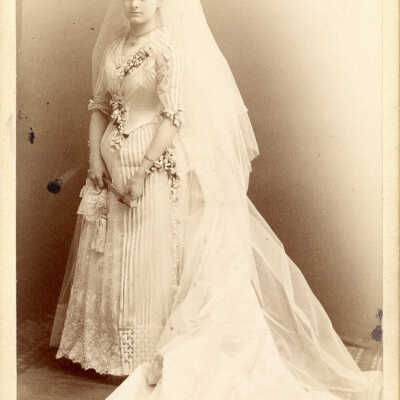 Fannie Farwell in her wedding dress