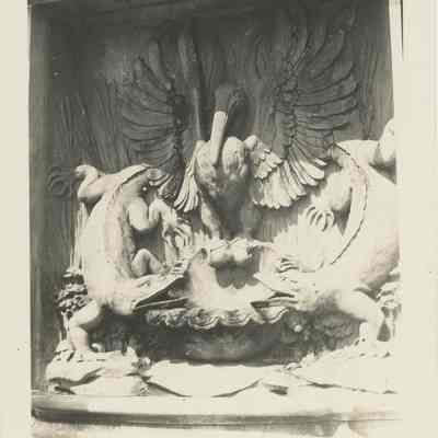 Stone carving at Villa Turicum