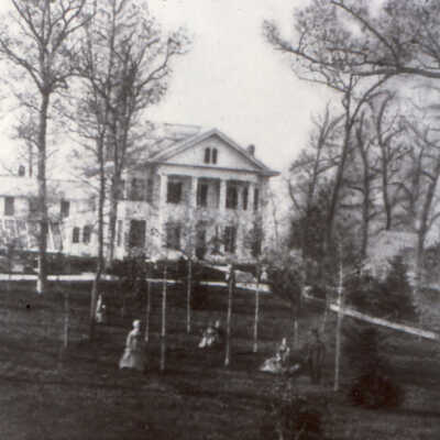 404 E. Deerpath