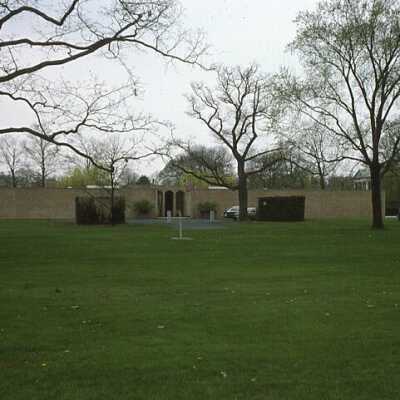 700 North Lake Road