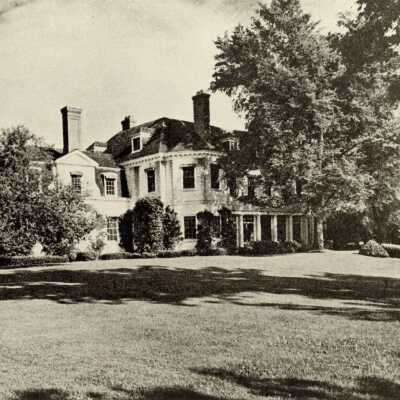 255 North Green Bay Road