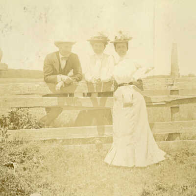 Copyright: Lake Forest-Lake Bluff Historical Society