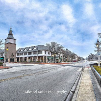 "Uptown, ghost town - Lake Forest"