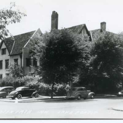 Deerpath Inn
