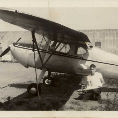 Stanley Wells and airplane
