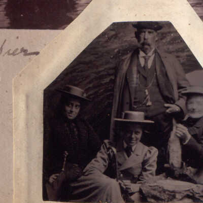 Family Photograph Album: 1887-1901