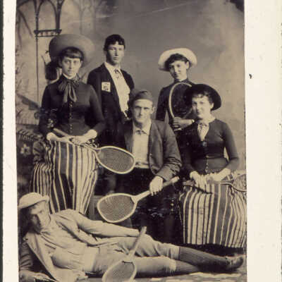 Group of young men and women