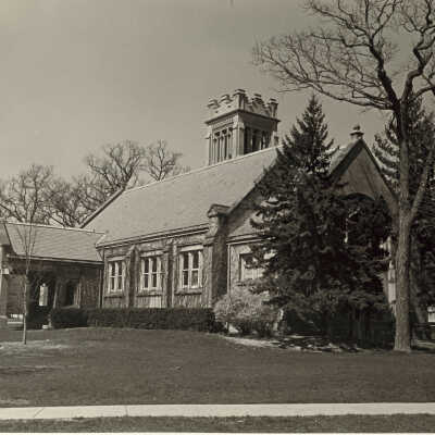 Lily Reid Holt Chapel