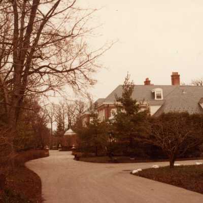 275 Green Bay Rd.