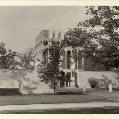 700 North Lake Road