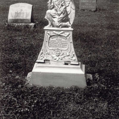 Lake Forest Cemetery