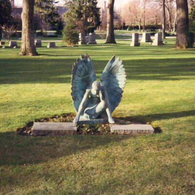 Lake Forest Cemetery