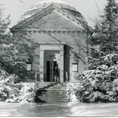 Lake Forest Library