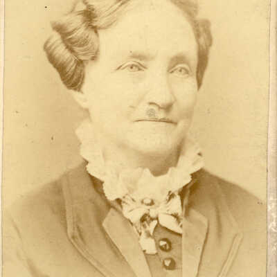 Photo of woman in profile, Harvey Family, Lake Bluff
