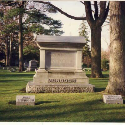 Lake Forest Cemetery