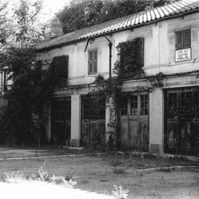 Villa Turicum garages