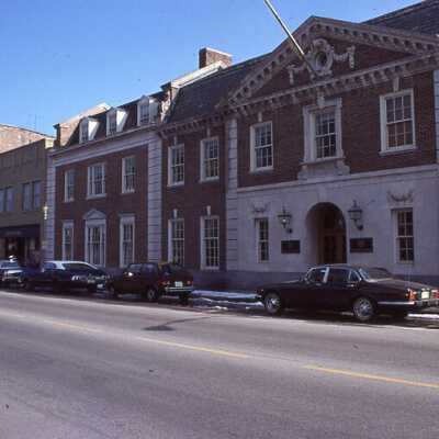 First National Bank of Lake Forest
